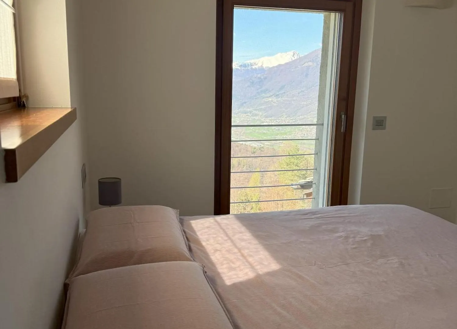 Arzo Mountain Chalet Морбеньо